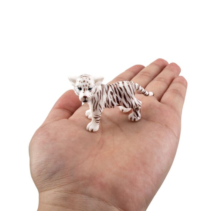 Toymany 4PCS Realistic White Tigers Figurines with Tiger Cubs, 2-6" Safari Animals Figures Family Set Includes Baby Tigers, Educational Toy Cake Toppers Christmas Birthday Gift for Kids Toddlers - Image 2